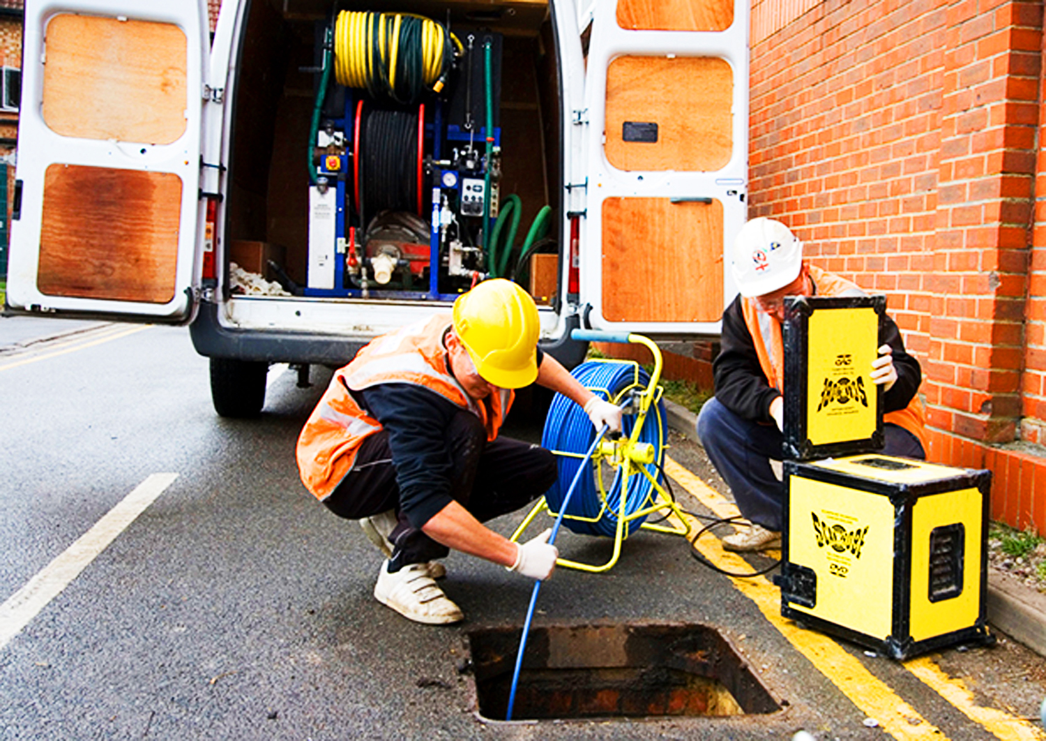 Drain Jetters Drain Management Beds, Herts and Bucks HOME